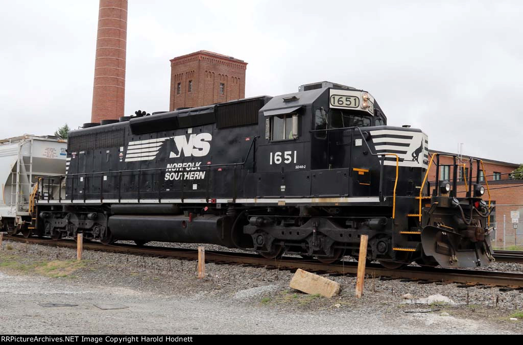 NS 1651